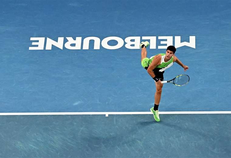 Carlos Alcaraz vence a Djokovic en Australia y completa el Grand Slam