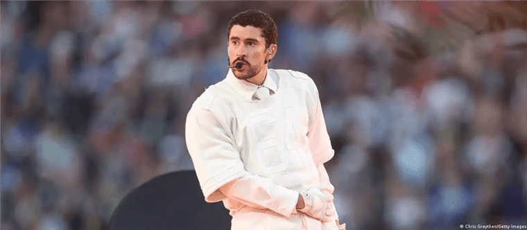 Tras el impacto de la Super Bowl, Bad Bunny inicia en Barcelona su gira europea