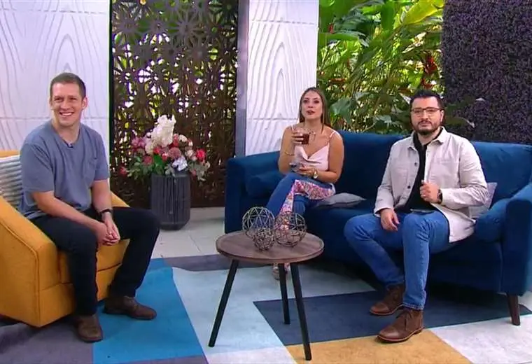 Eduardo Delvo: el médico que escucha las historias de la ciudad