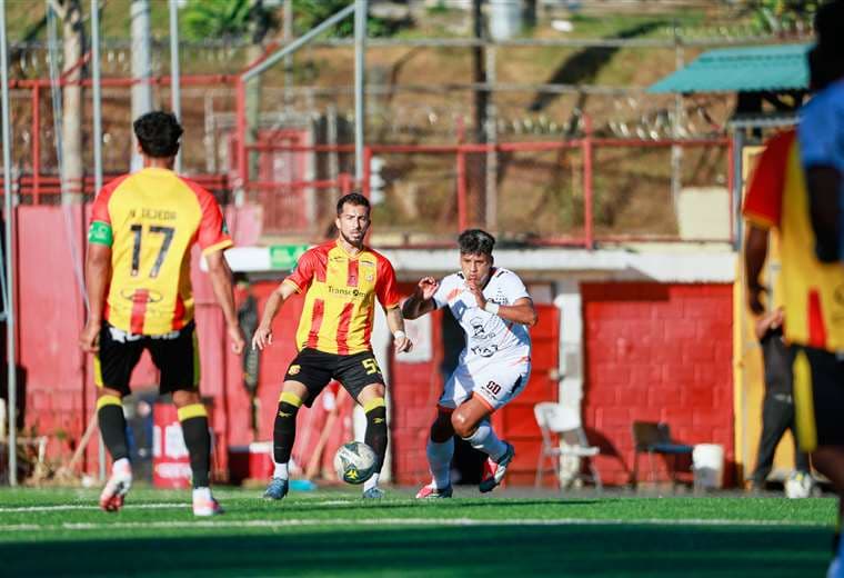 Con este polémico penal, Herediano superó a Puntarenas en el Torneo de Copa
