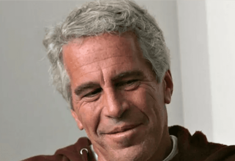 Reclutadores, concursos y moda: métodos de Epstein para acercarse a menores en Brasil