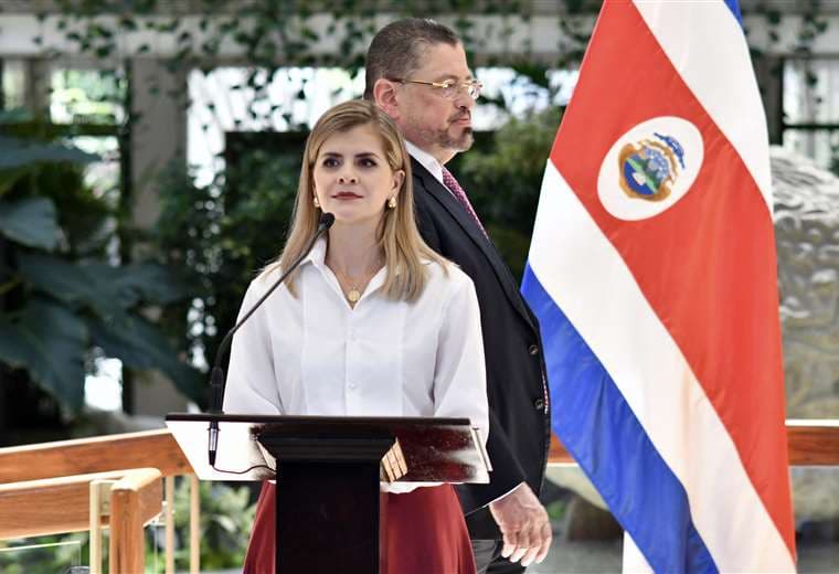 ¿Aceptará Rodrigo Chaves un puesto en el gabinete de Laura Fernández?