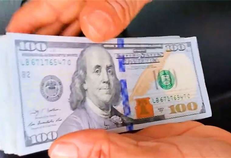 Dólar cae a niveles históricos en Costa Rica pese a millonarias intervenciones del Banco Central