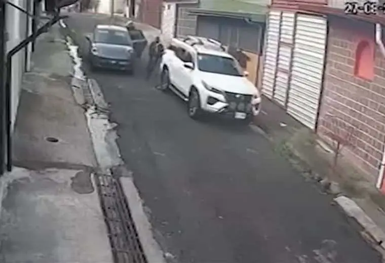 Proponen 10 años de prisión por conducir motos y carros robados