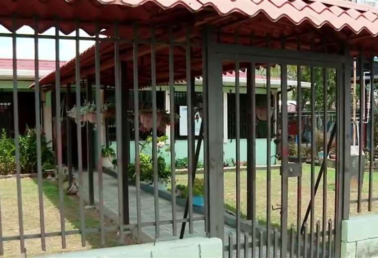 "Es una mentira", dice maestra acusada de agredir a menor en CEN-CINAI