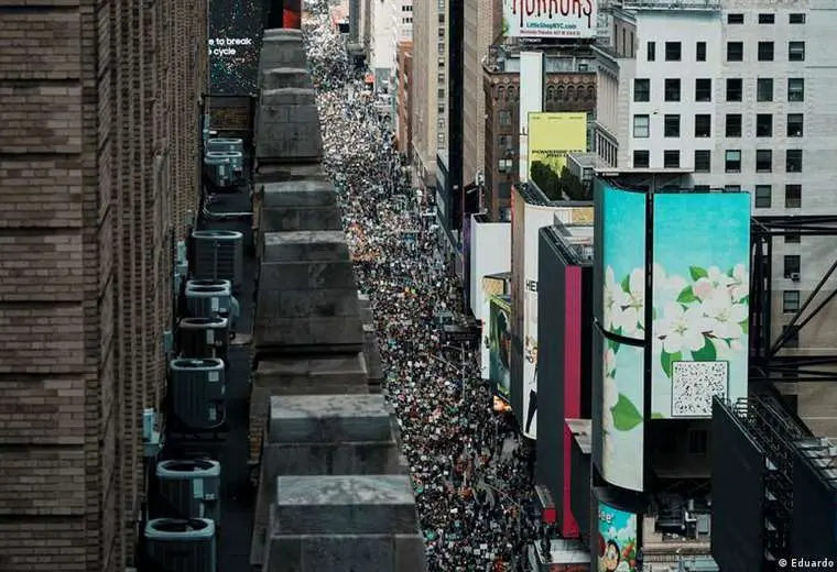 Unas ocho millones de personas marcharon contra Trump