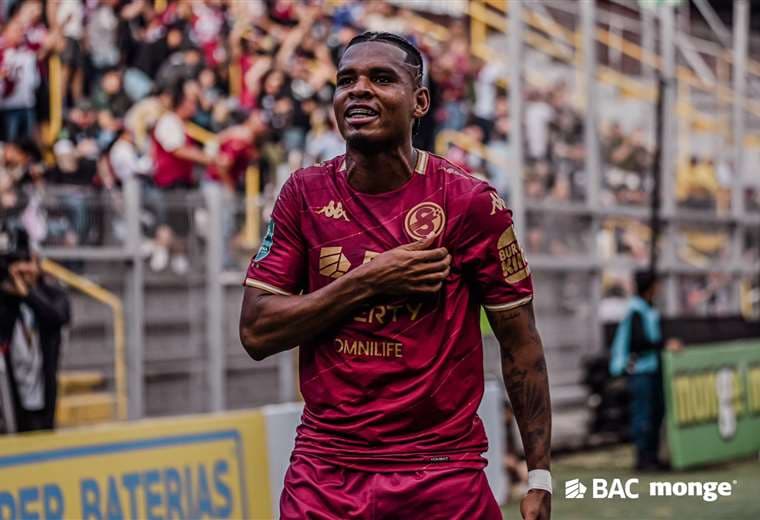 Con goleada incluida: Saprissa avanza a final del Torneo de Copa tras vencer a Liberia