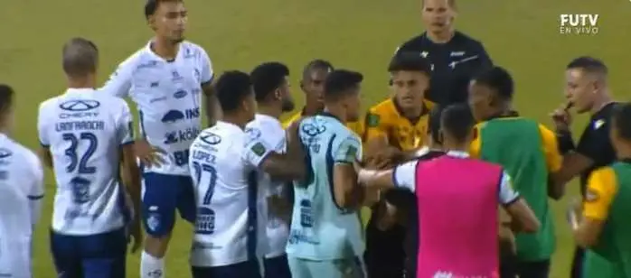 ¡Fuerte castigo! Yael López fue sancionado con seis partidos y ₡2 millones