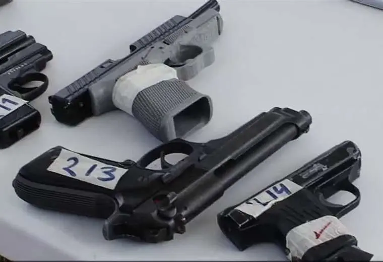 Criminales reclutan ciudadanos sin antecedentes para adquirir armas de fuego de forma legal