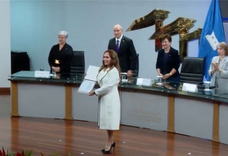 Yara Jiménez: la historia detrás de la nueva presidenta de la Asamblea Legislativa