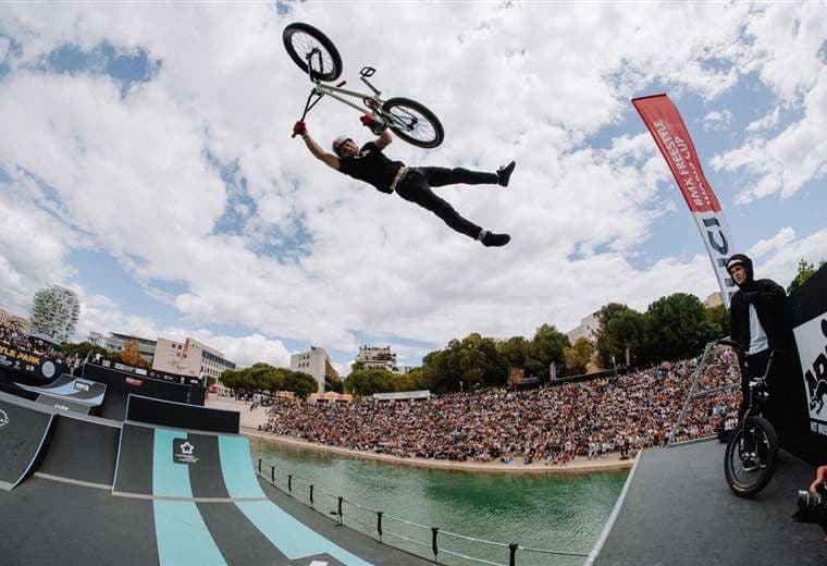 Kenneth Tencio termina séptimo en la Copa del Mundo de BMX Freestyle en Montpellier