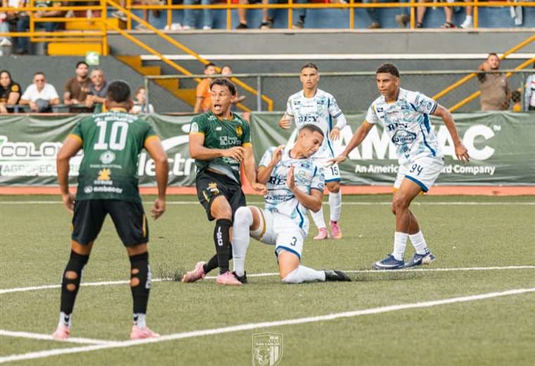 Inter San Carlos golpea primero y se acerca a la Primera División