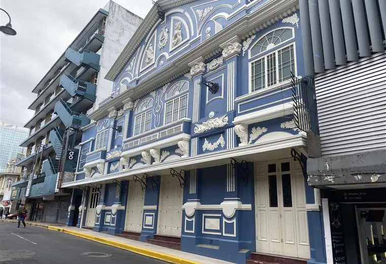 Abren millonaria licitación para nueva etapa de remodelaciones en Teatro Variedades
