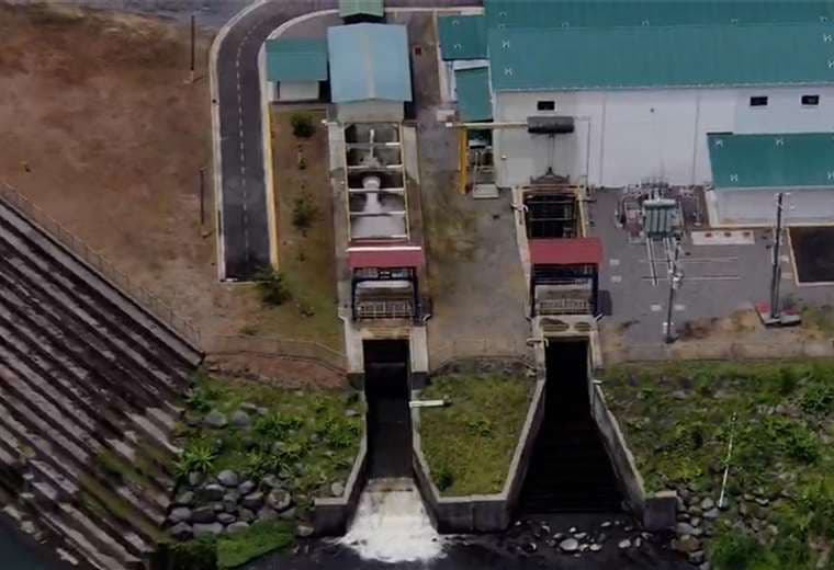 Aumento de combustibles por guerra aumentaría las tarifas eléctricas