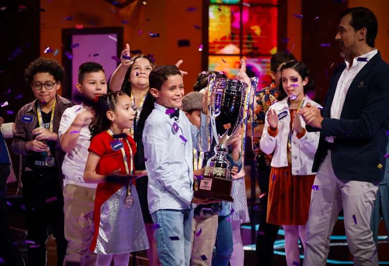 ¡Costa Rica tiene a su campeón de deletreo! Javier Rojas es el ganador de ‘Spelling Bee’