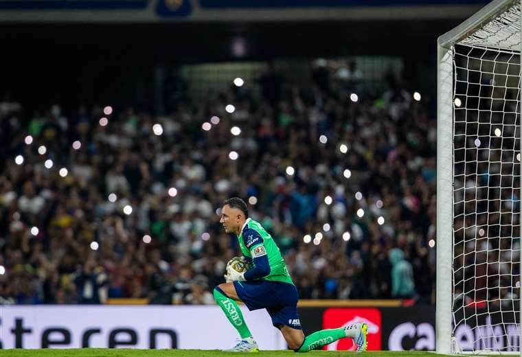 Keylor Navas se peleó con varios jugadores del León
