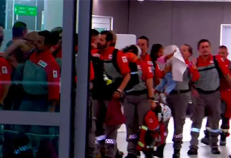 Cruzrojistas ticos vuelven tras enfrentar la catástrofe de los terremotos en Venezuela