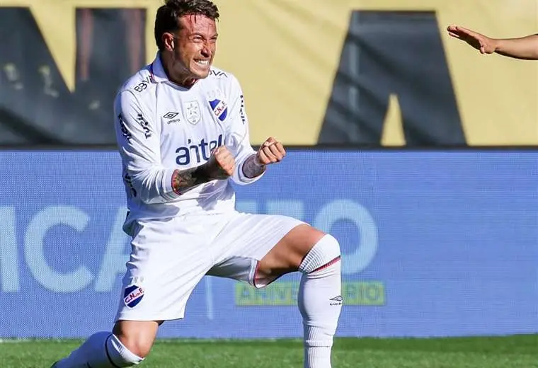 Golazo de Francisco Calvo le da el triunfo al Nacional en el clásico ante Peñarol