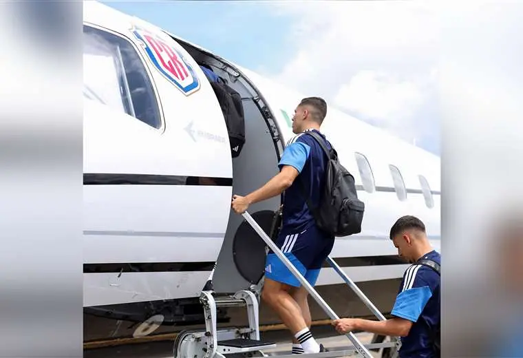 La Sele viajó en vuelo chárter rumbo a Jamaica para su duelo ante Haití