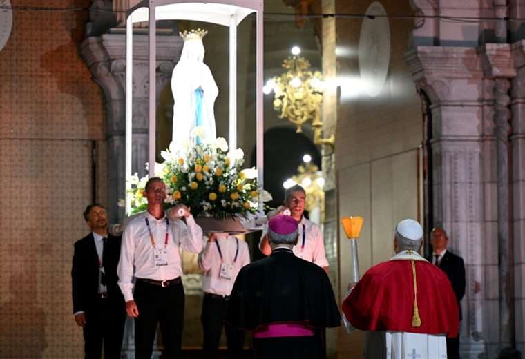 León XIV se compromete con víctimas de abusos sexuales en la Iglesia a evitar nuevos casos