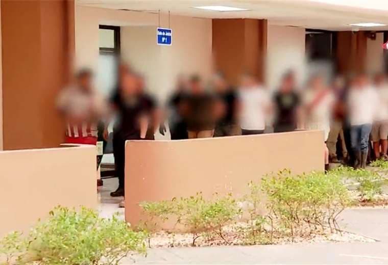 Policía interrumpe aparente reunión de la banda de "Diablo": hay 11 detenidos