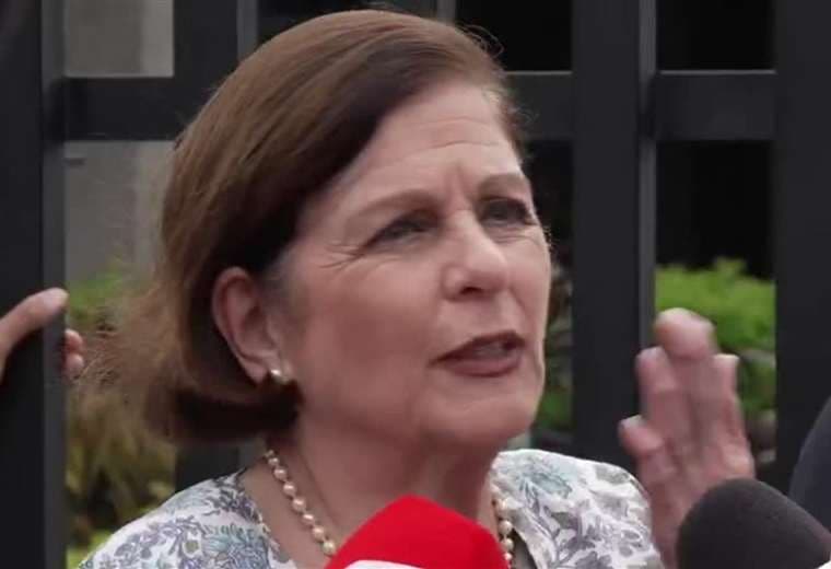 Fiscalía emite alerta migratoria contra Pilar Cisneros